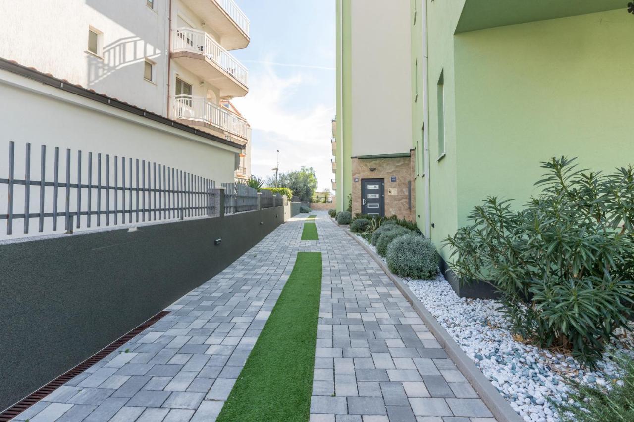 Apartman Lukiana*** Apartment Split Bagian luar foto